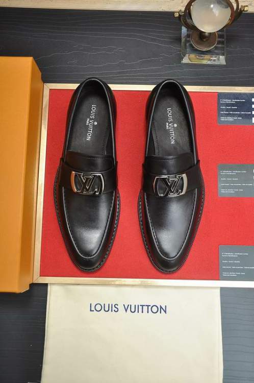 Picture of Louis Vuitton Shoes _SKULVsz38-45hnq010314737
